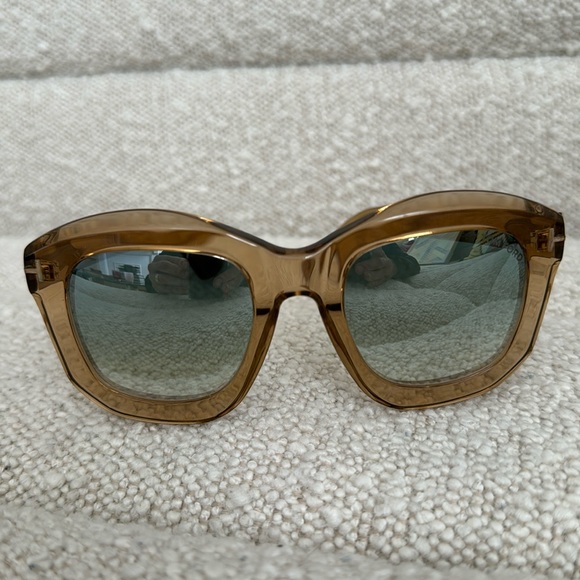 New Tom Ford Transparent Julia-02 Sunglasses - Picture 5 of 7
